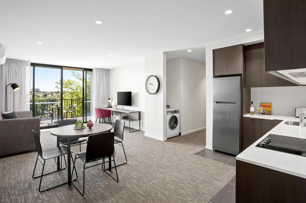 Quest Preston Aparthotel Мелбърн Екстериор снимка