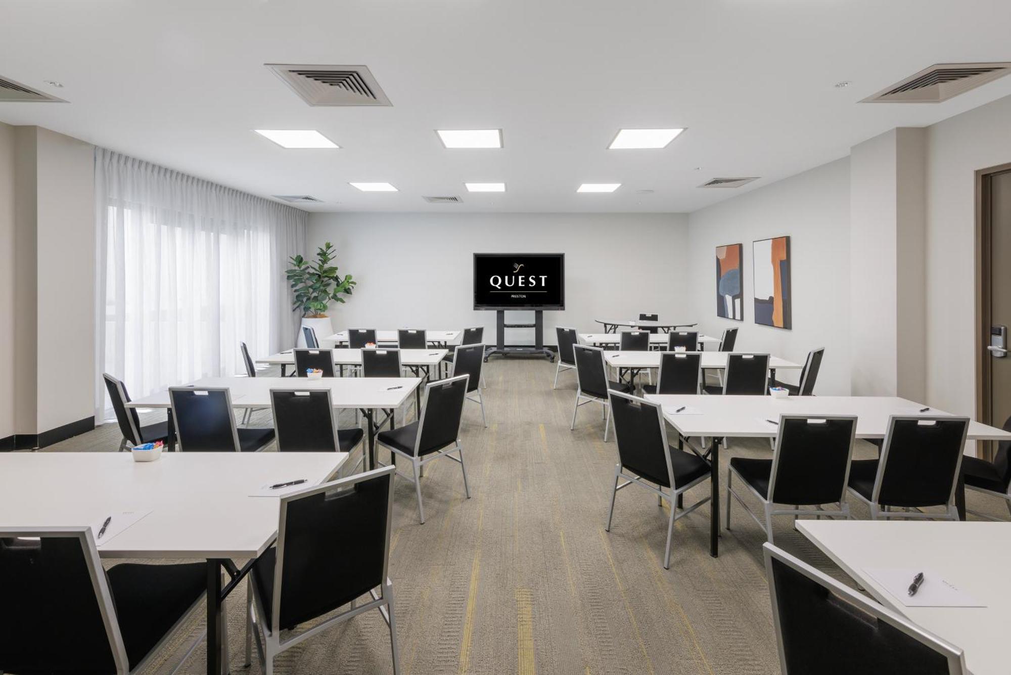Quest Preston Aparthotel Мелбърн Екстериор снимка